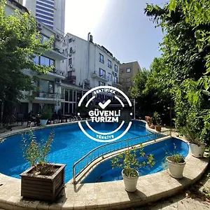 Blanche & Garden Pool Отель Стамбул